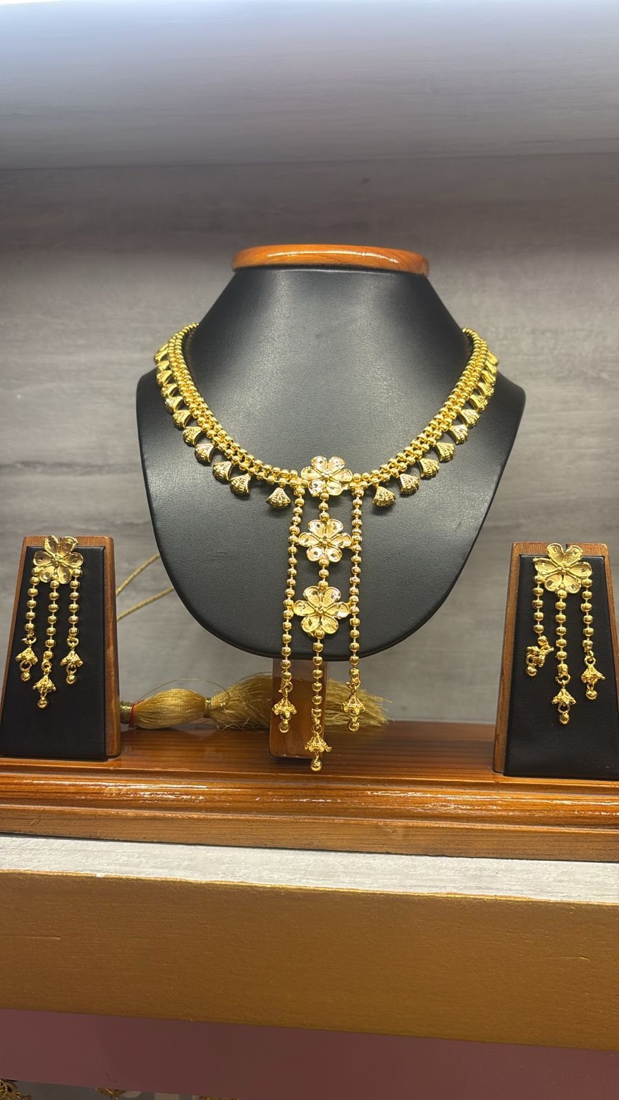 Floral Tassel Designer Necklace Set